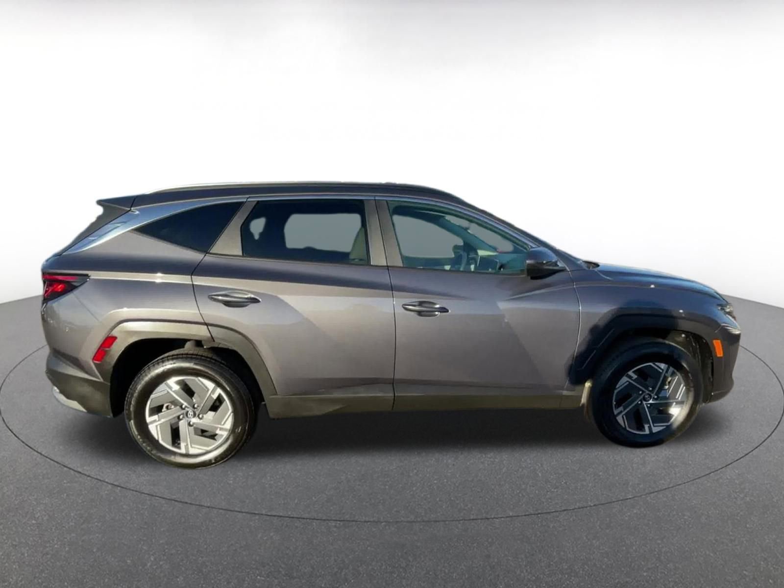 Thumbnail: 2025 Hyundai Tucson - 16