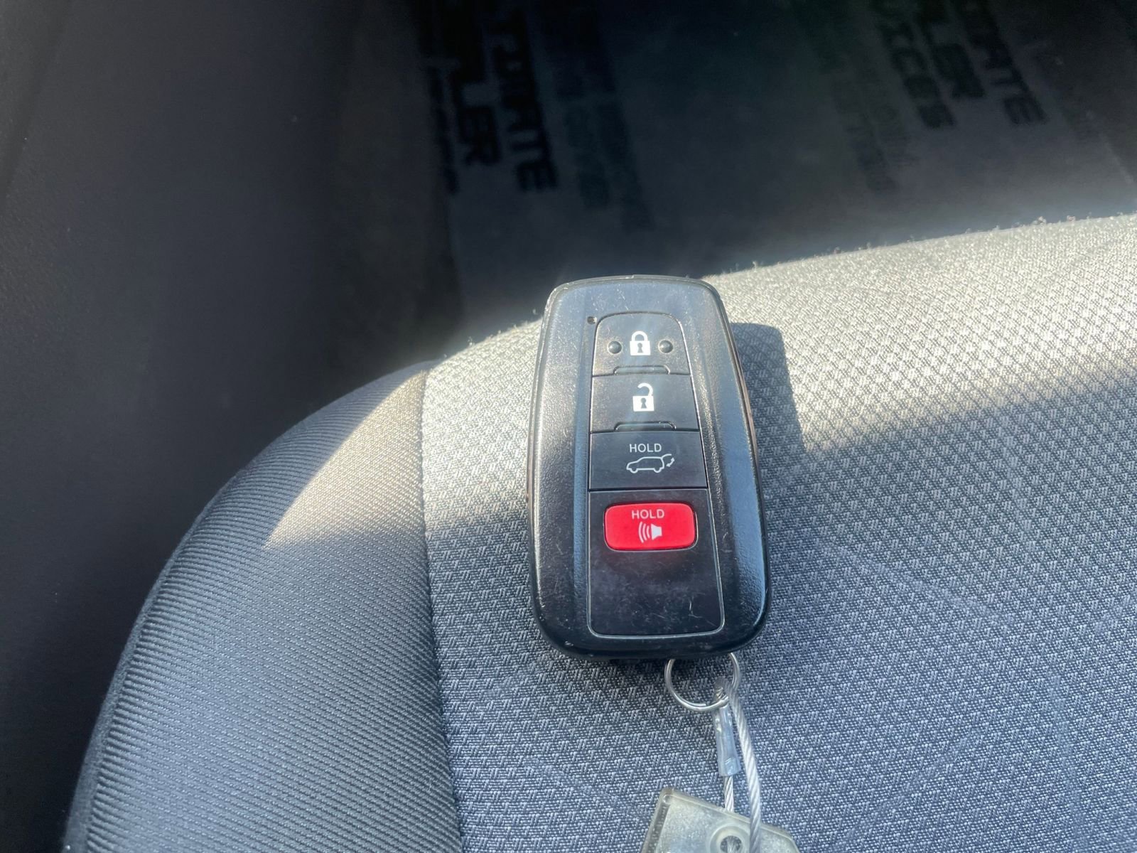 Thumbnail: 2025 Toyota RAV4 - 22