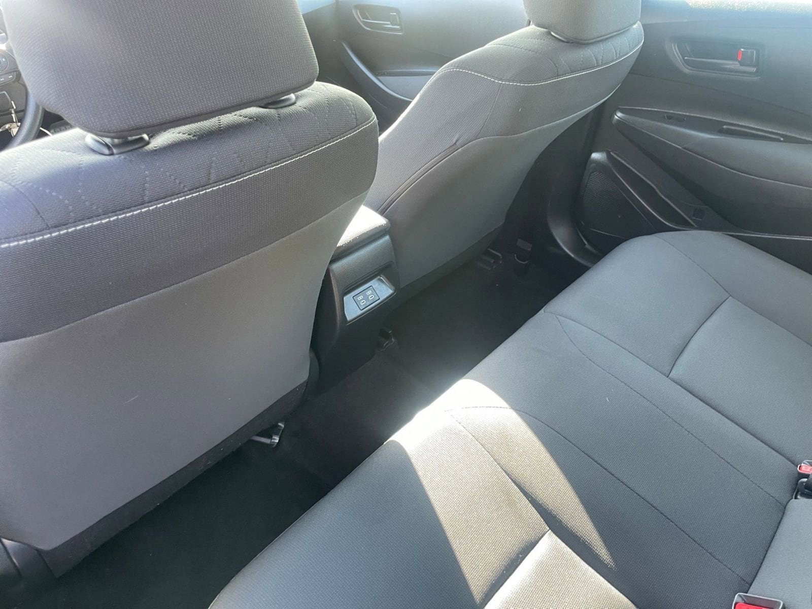 Thumbnail: 2025 Toyota Corolla - 24