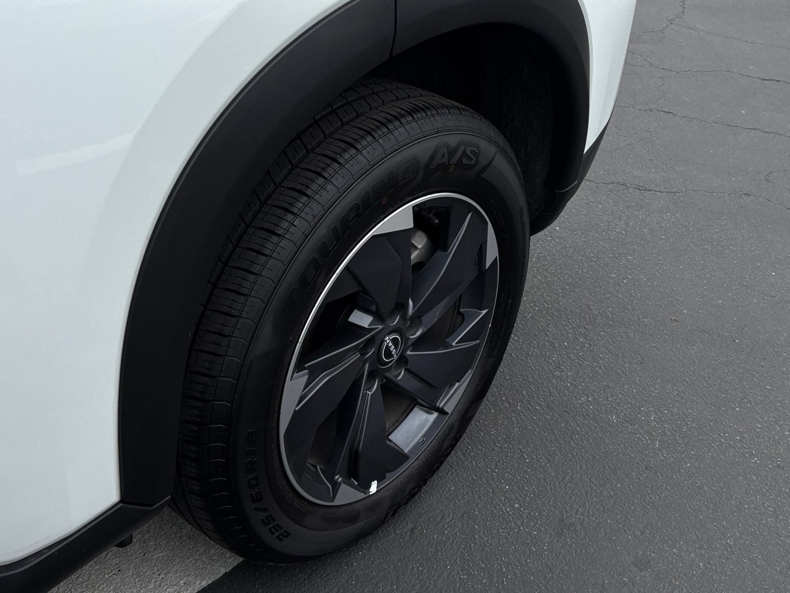 Thumbnail: 2025 Nissan Rogue - 32
