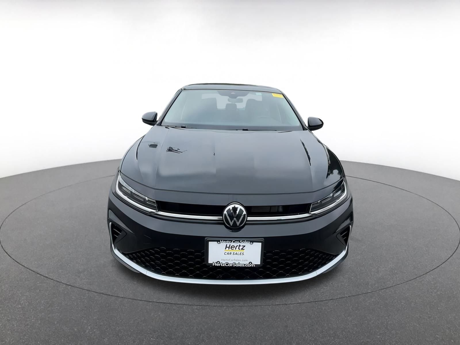 Thumbnail: 2025 Volkswagen Jetta - 4