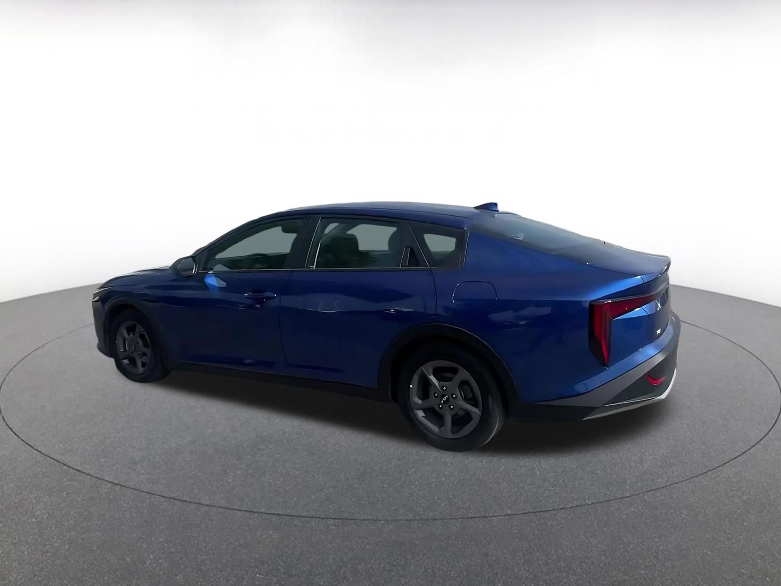 Thumbnail: 2025 Kia K4 - 10