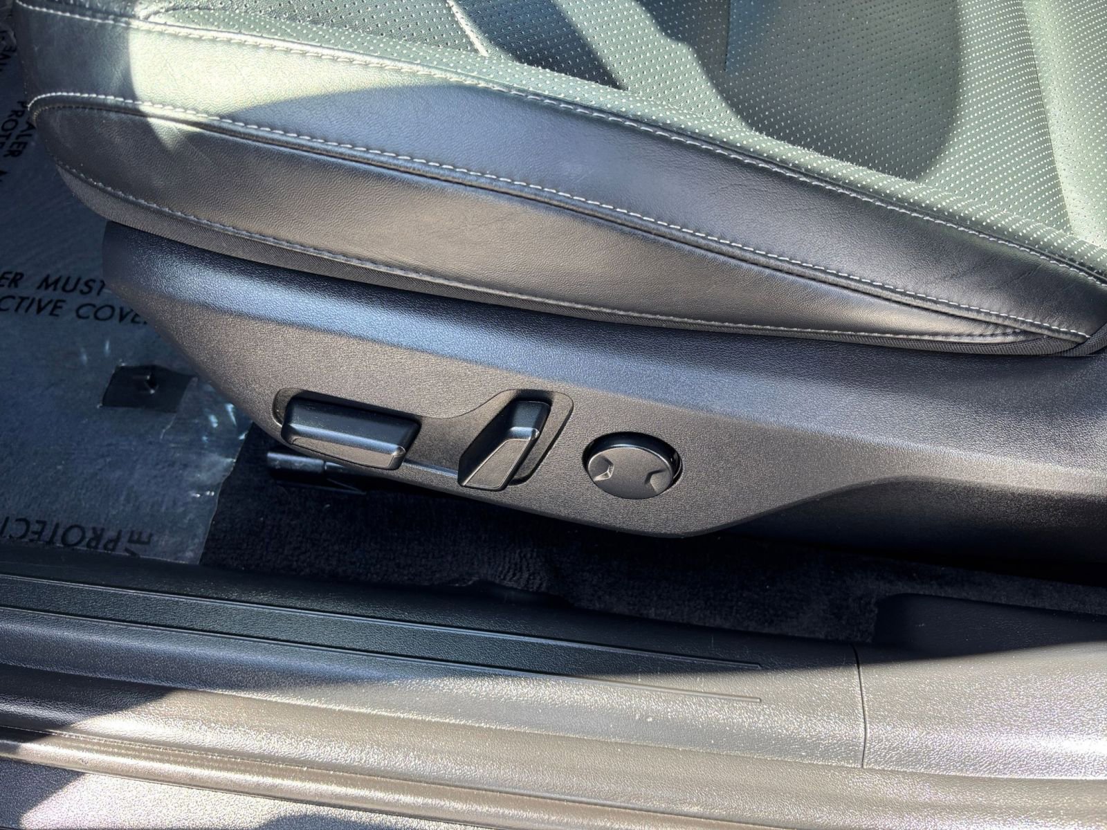 Thumbnail: 2023 Kia EV6 - 28