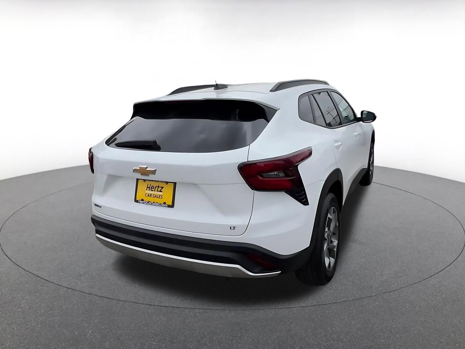 Thumbnail: 2025 Chevrolet Trax - 14