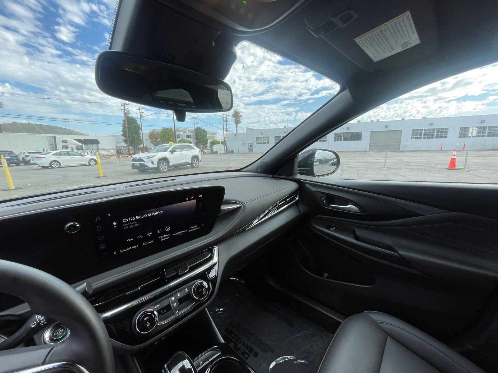 Thumbnail: 2025 Buick Envista - 35