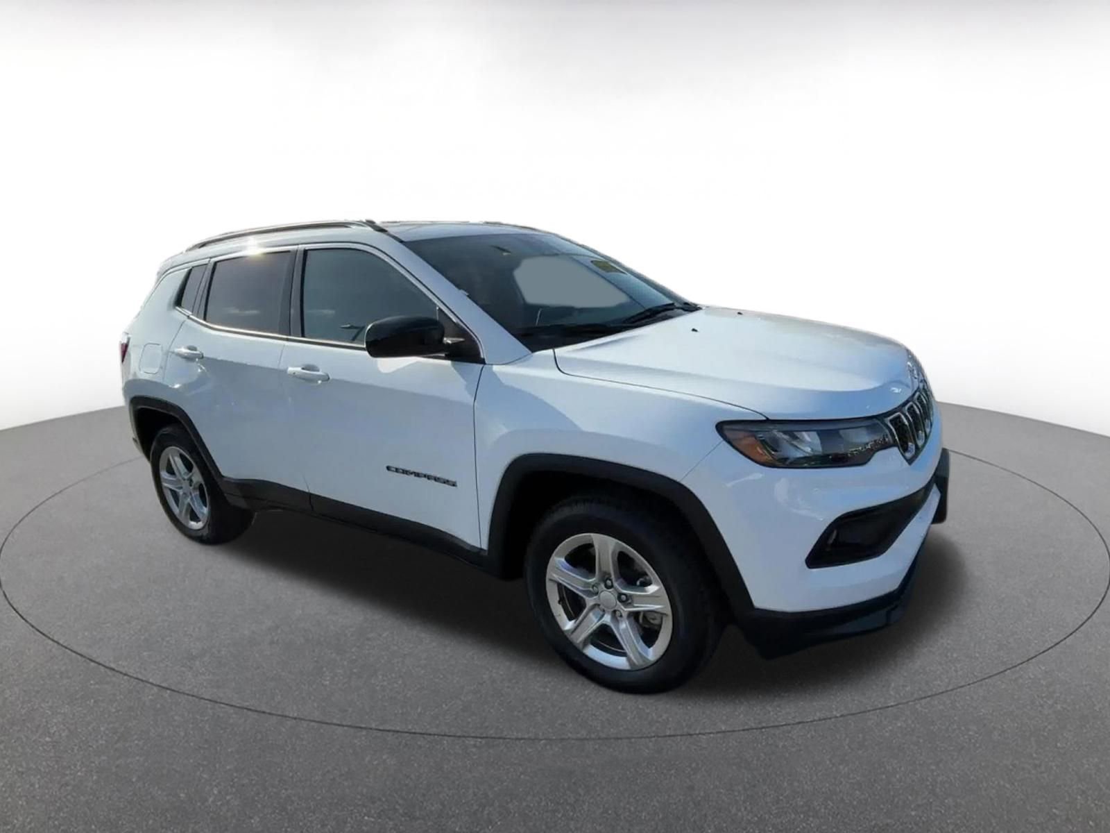 Thumbnail: 2023 Jeep Compass - 2