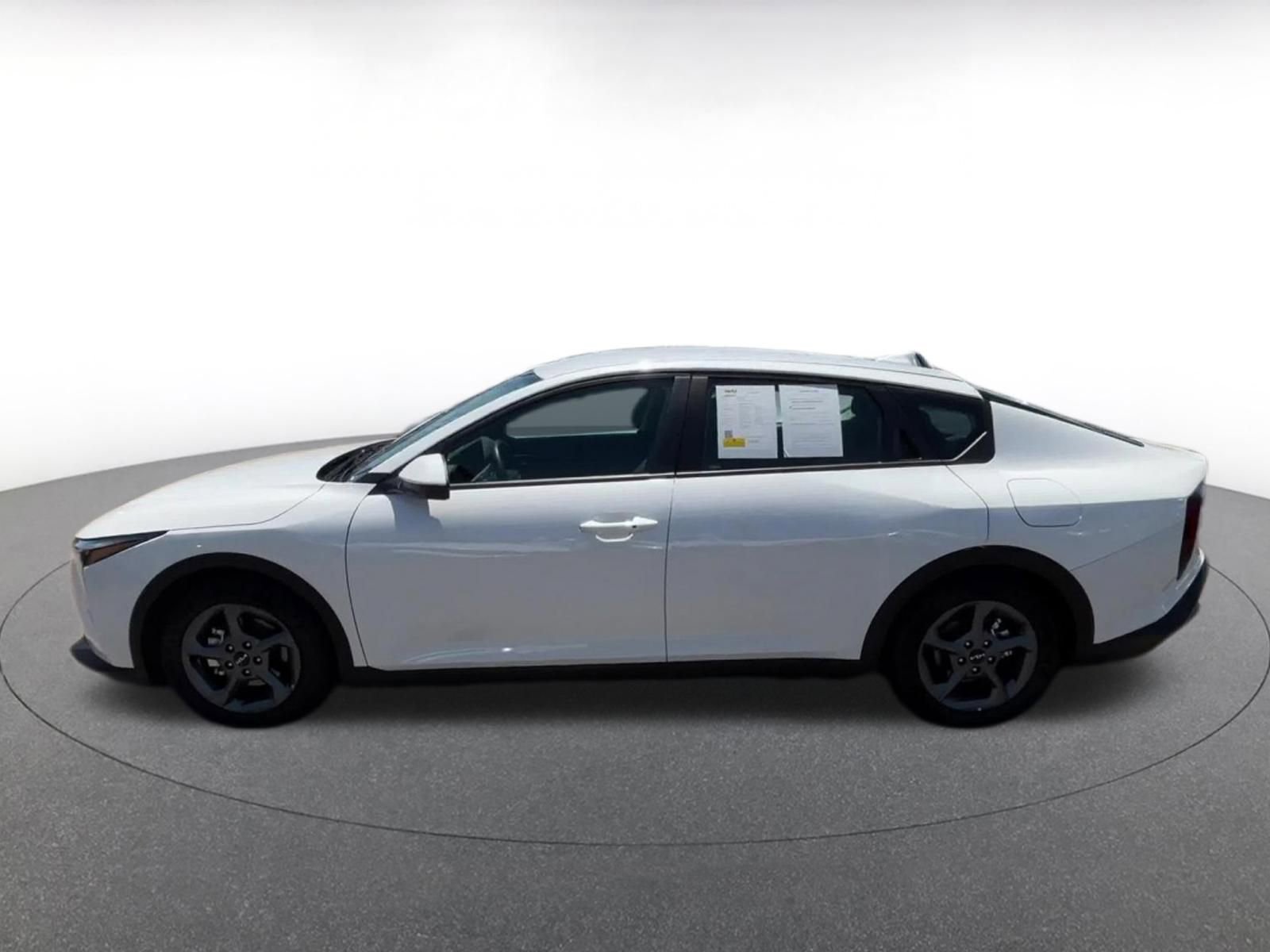 Thumbnail: 2025 Kia K4 - 11