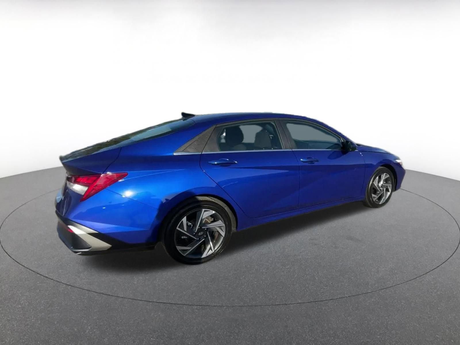 Thumbnail: 2025 Hyundai Elantra - 15