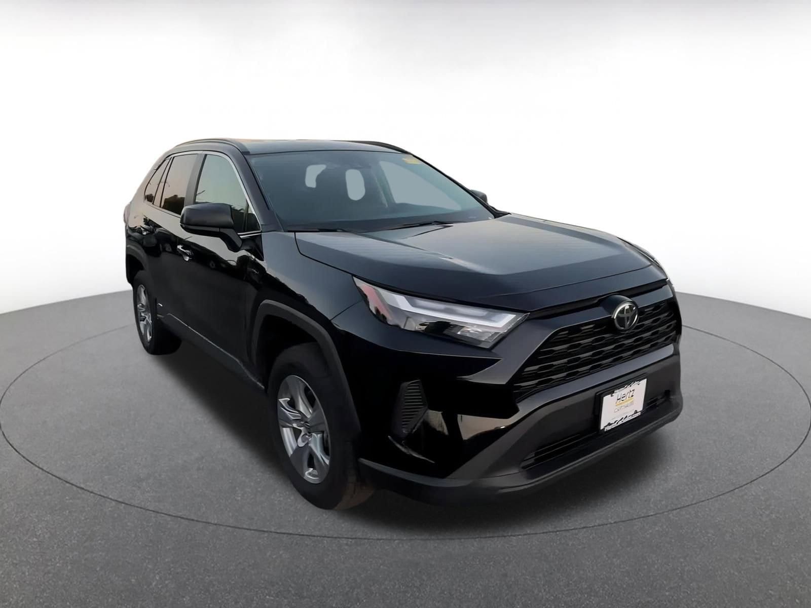 Thumbnail: 2025 Toyota RAV4 - 3