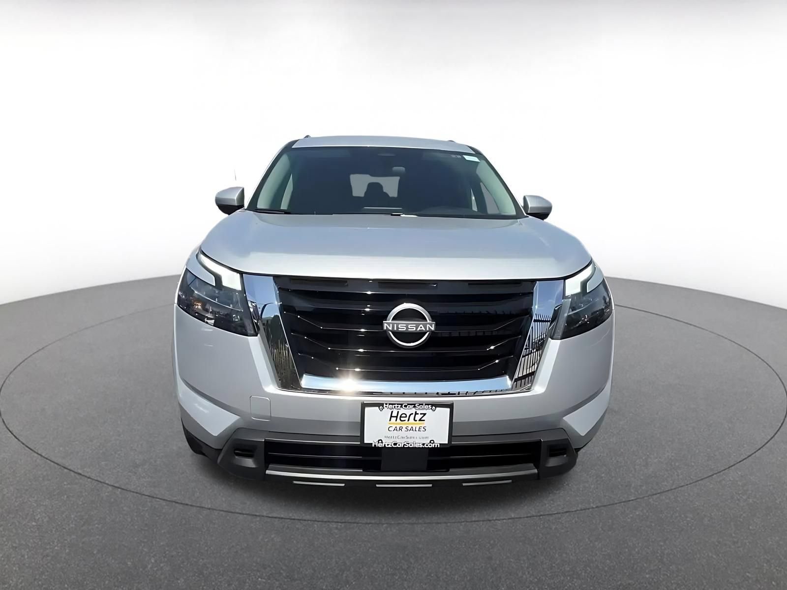 Thumbnail: 2025 Nissan Pathfinder - 4