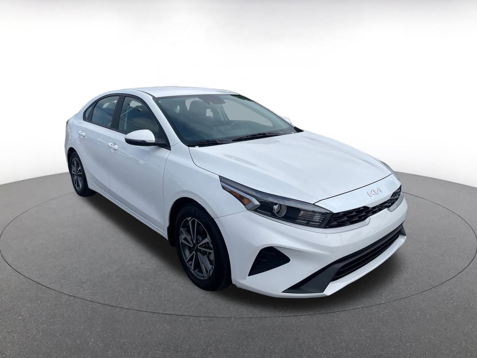 Thumbnail: 2023 Kia Forte - 1