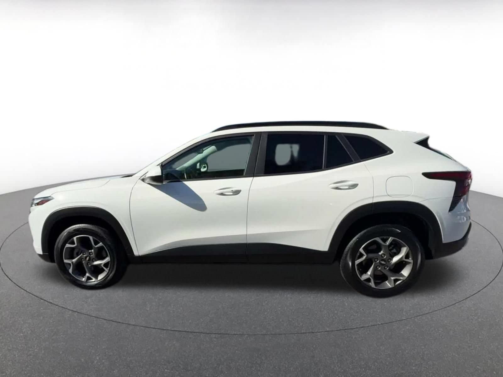 Thumbnail: 2025 Chevrolet Trax - 8