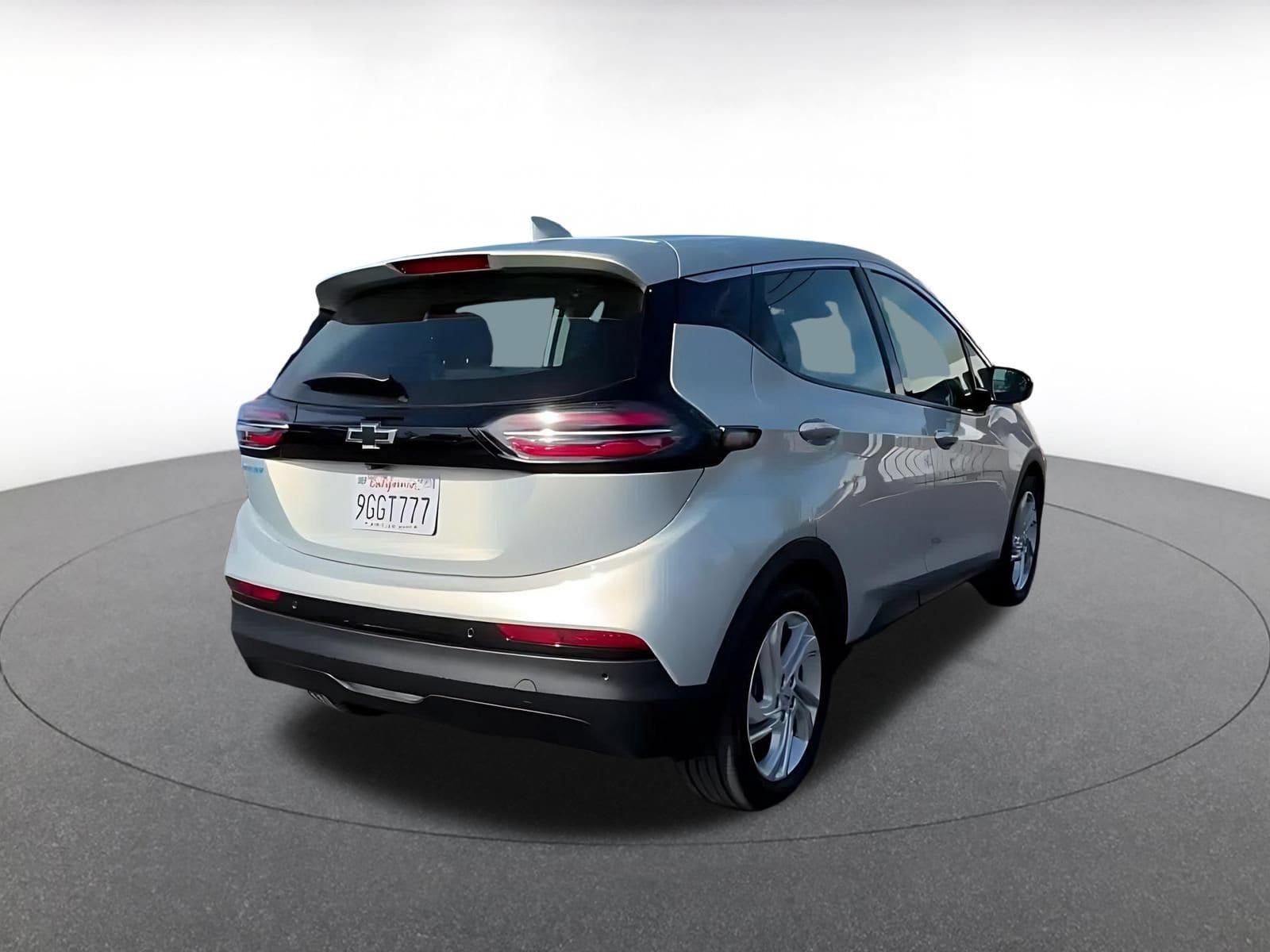 Thumbnail: 2023 Chevrolet Bolt EV - 14