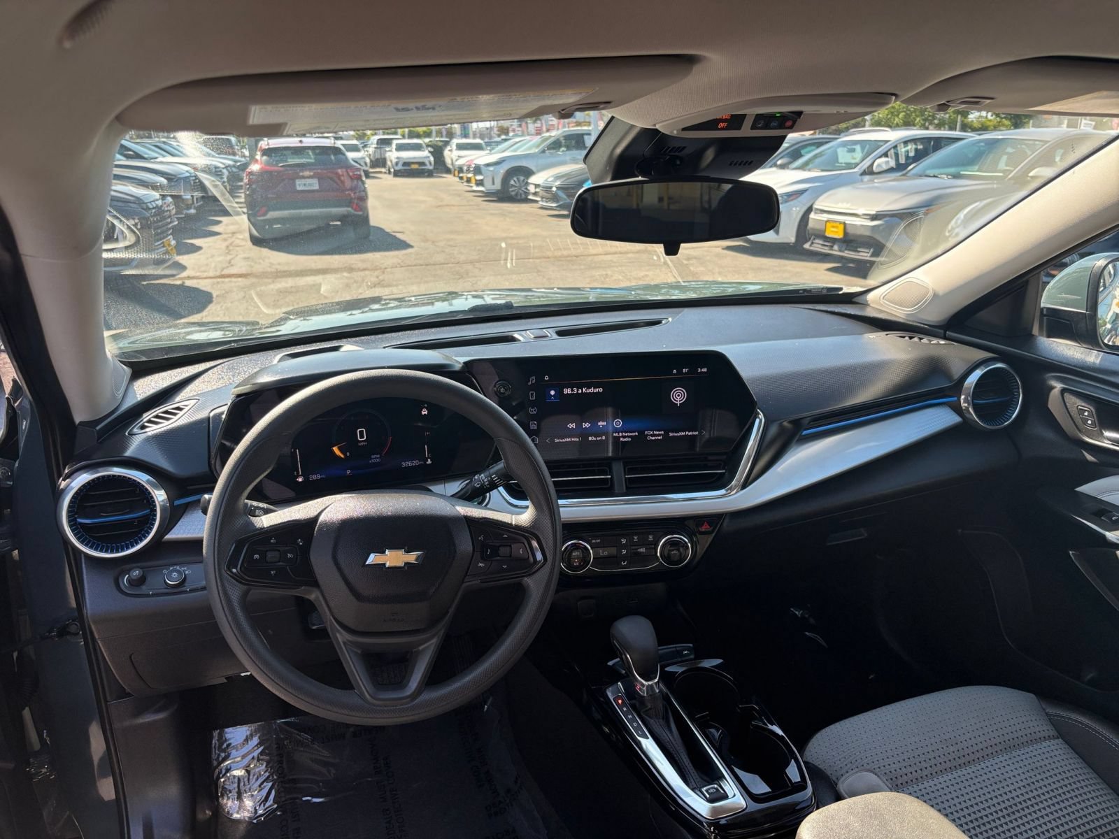 Thumbnail: 2025 Chevrolet Trax - 33