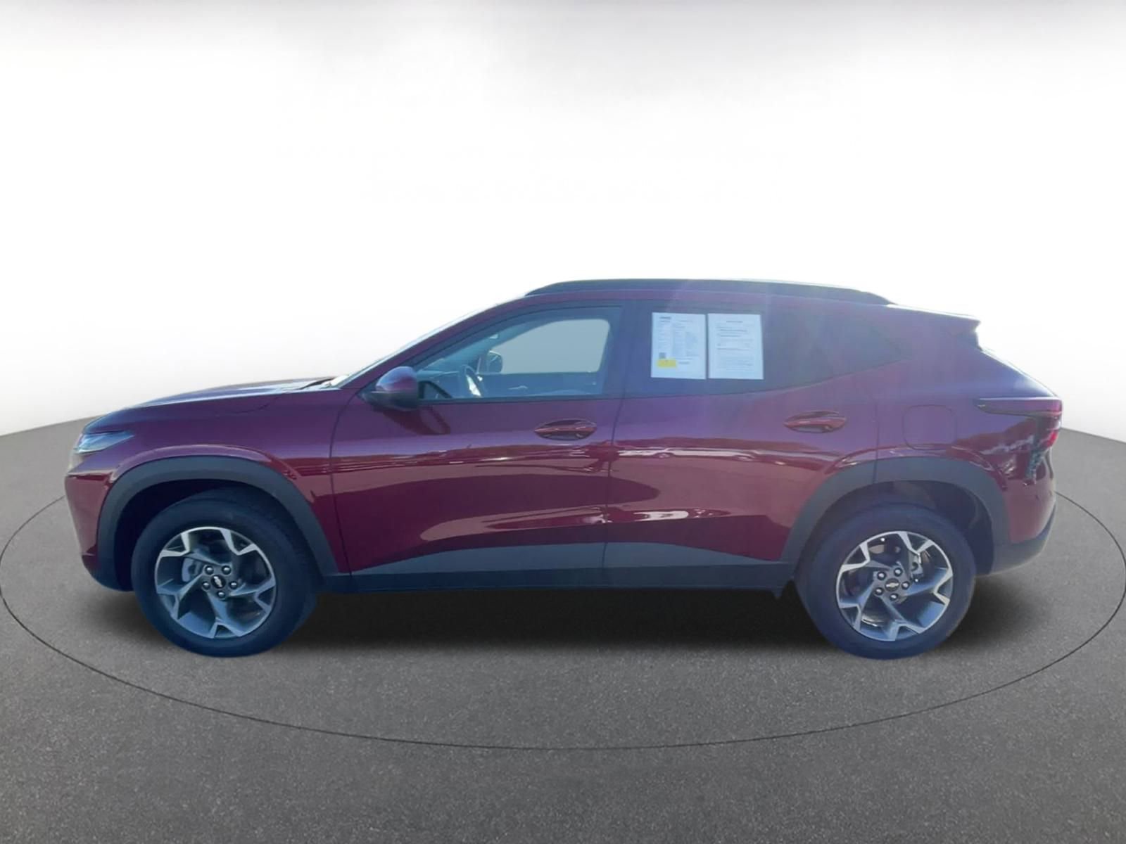 Thumbnail: 2025 Chevrolet Trax - 9