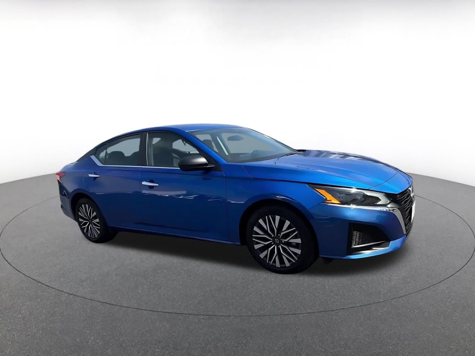 Thumbnail: 2025 Nissan Altima - 2