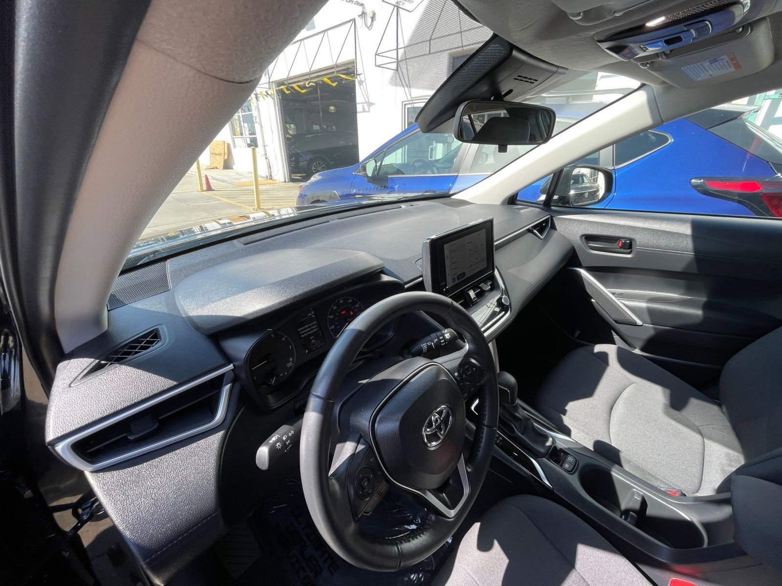 Thumbnail: 2025 Toyota Corolla Cross - 34