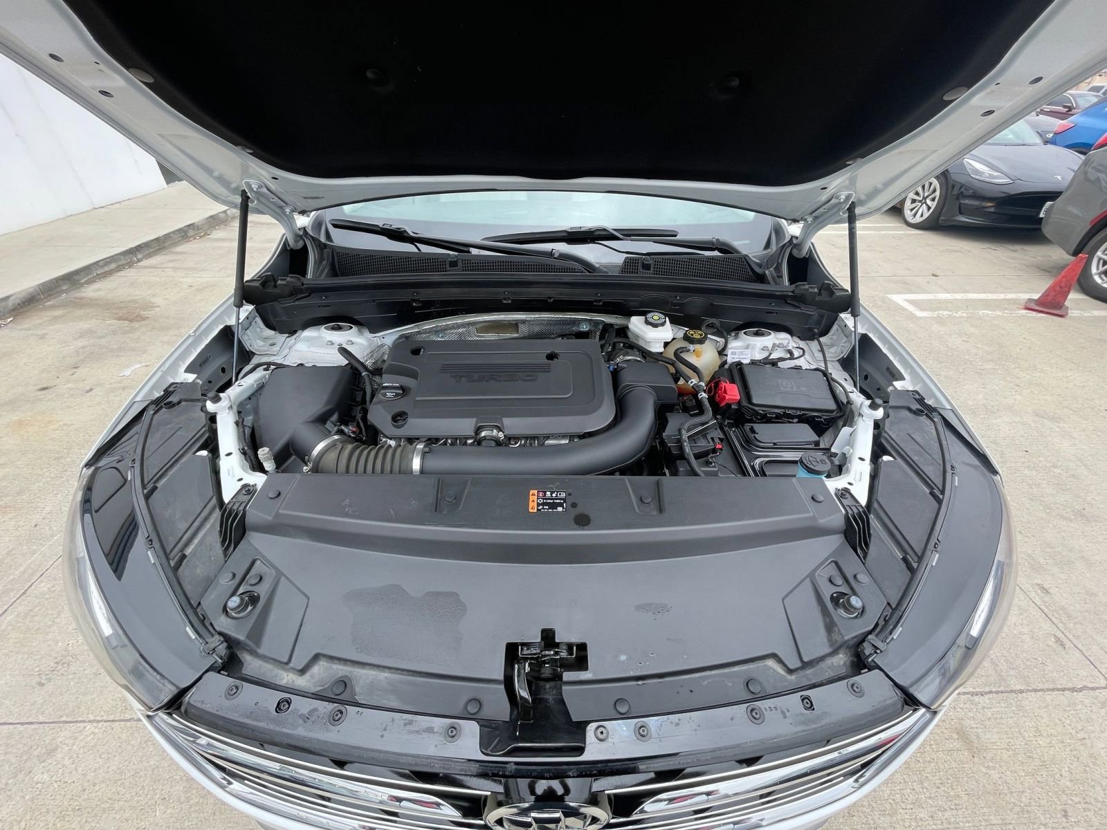 2023 Buick Envision Essence 32
