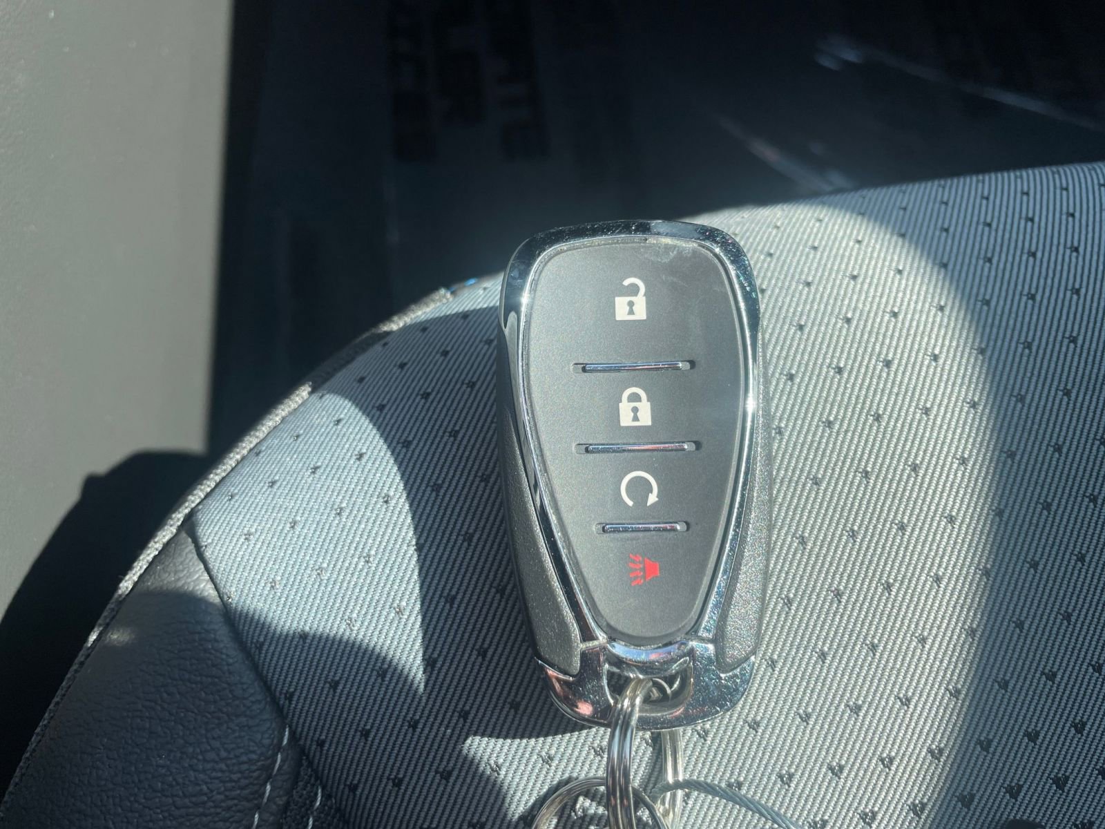 Thumbnail: 2025 Chevrolet Trax - 21