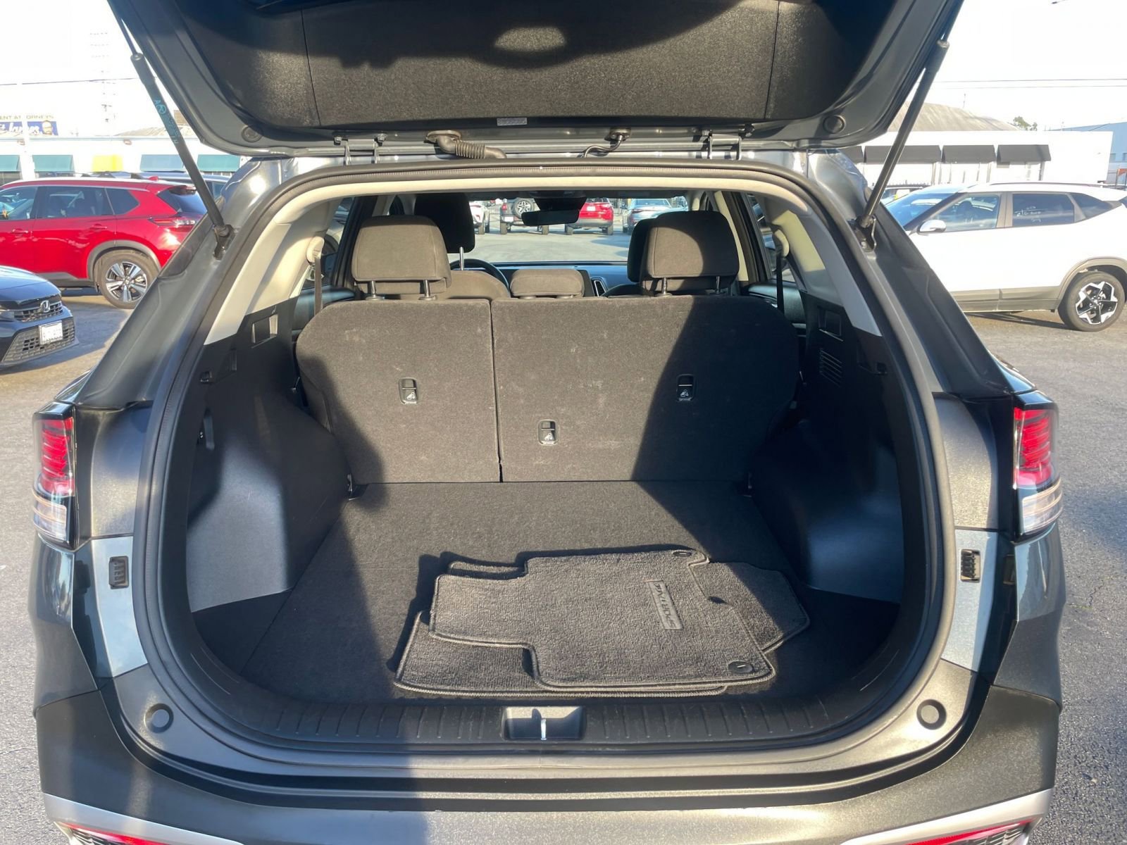 Thumbnail: 2025 Kia Sportage - 31