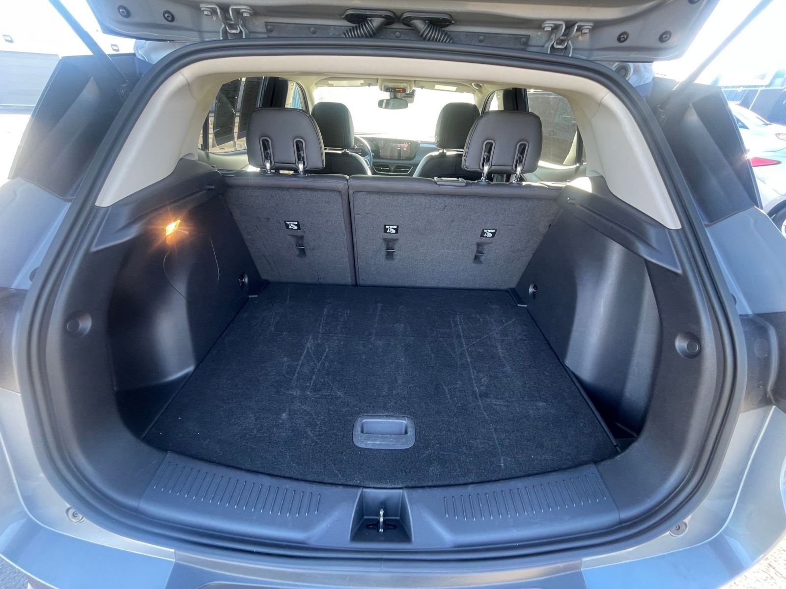 Thumbnail: 2025 Buick Encore GX - 31