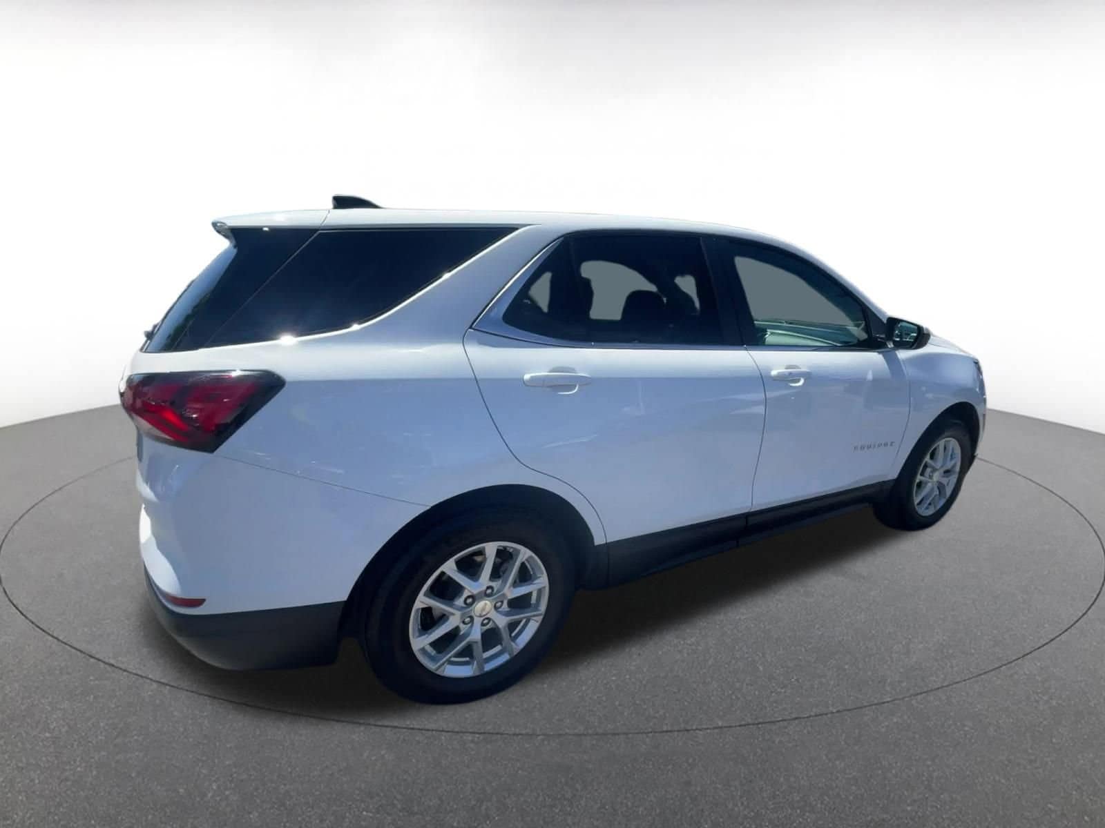 Thumbnail: 2024 Chevrolet Equinox - 15