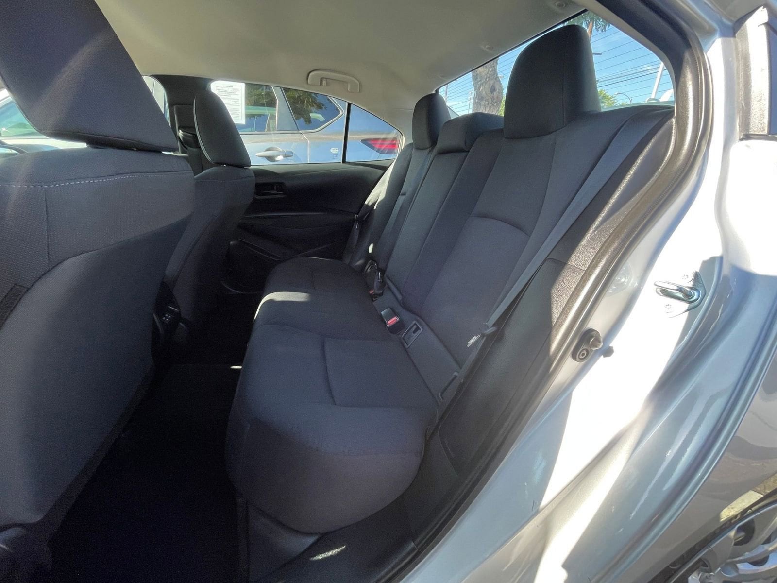 Thumbnail: 2025 Toyota Corolla - 25