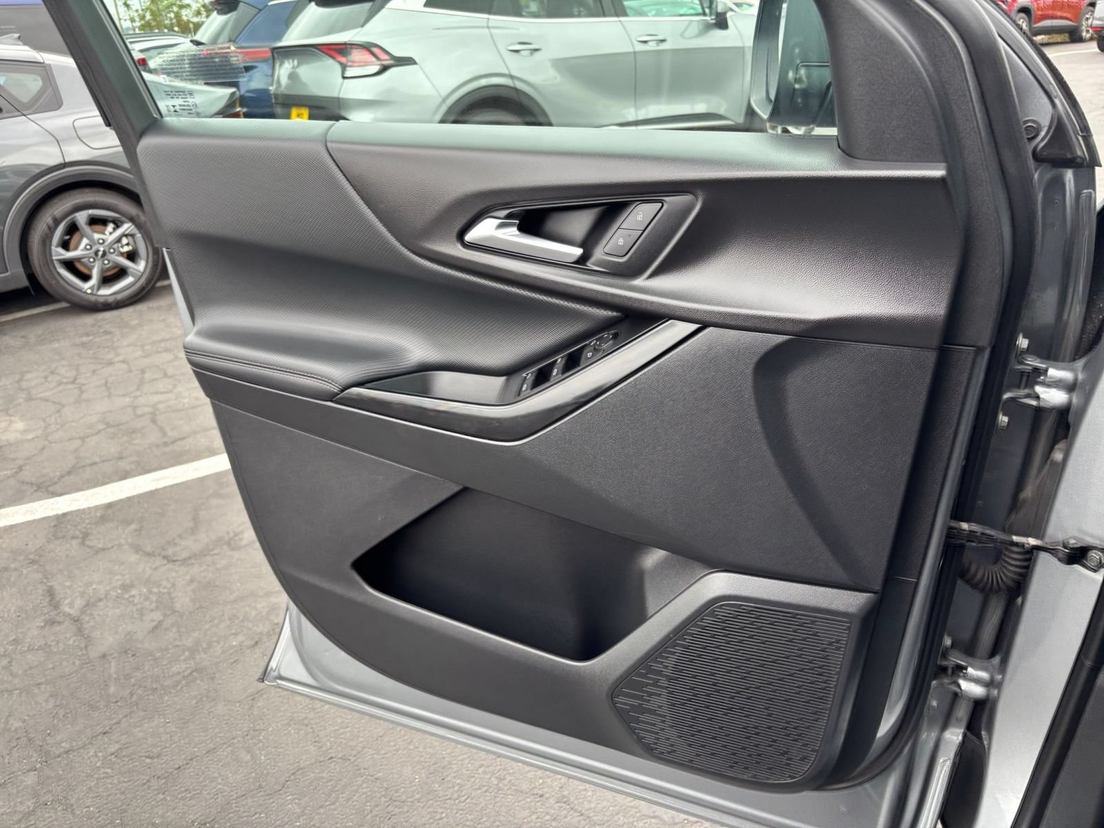 Thumbnail: 2025 Chevrolet Equinox - 18