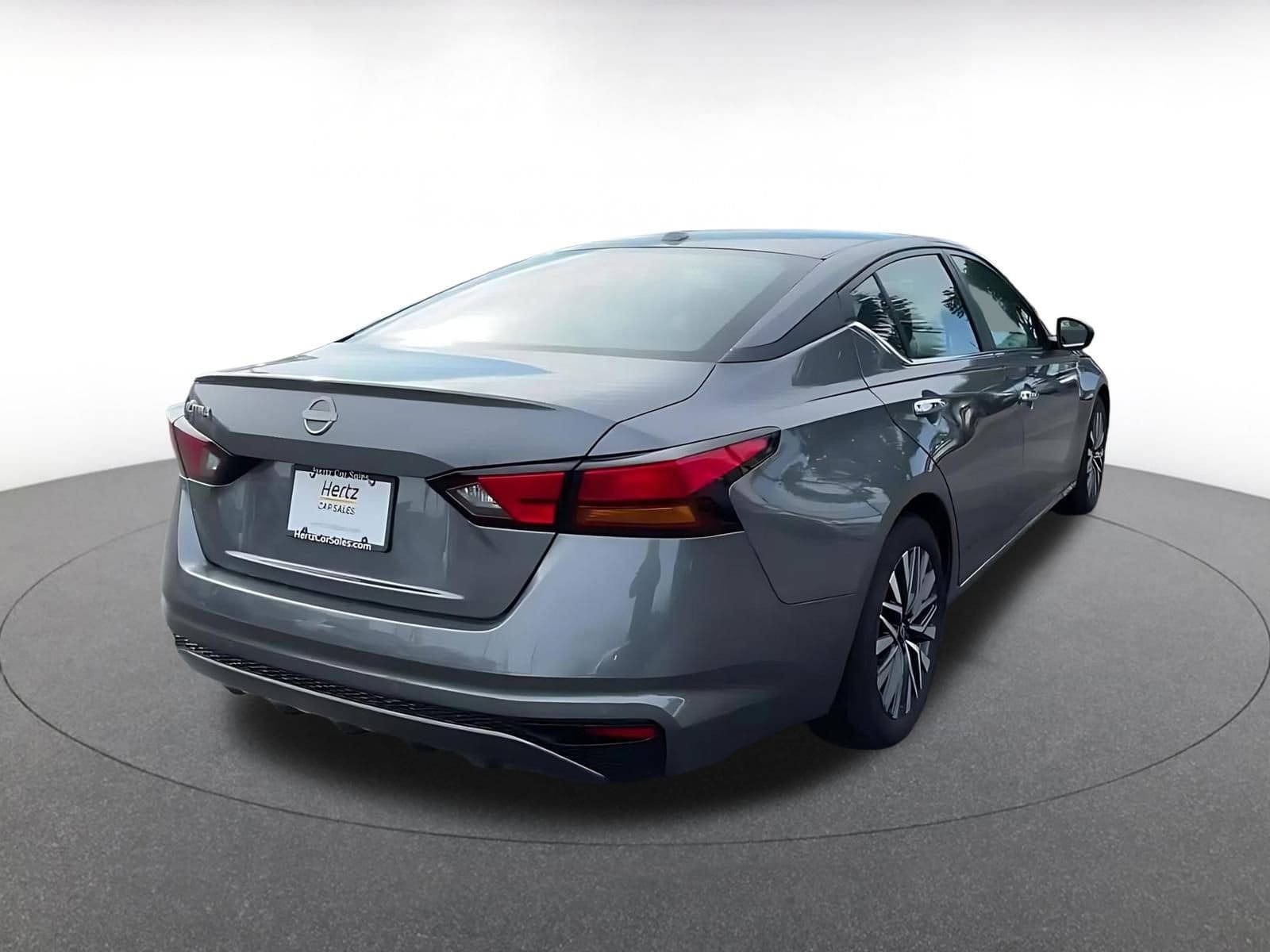 Thumbnail: 2025 Nissan Altima - 14