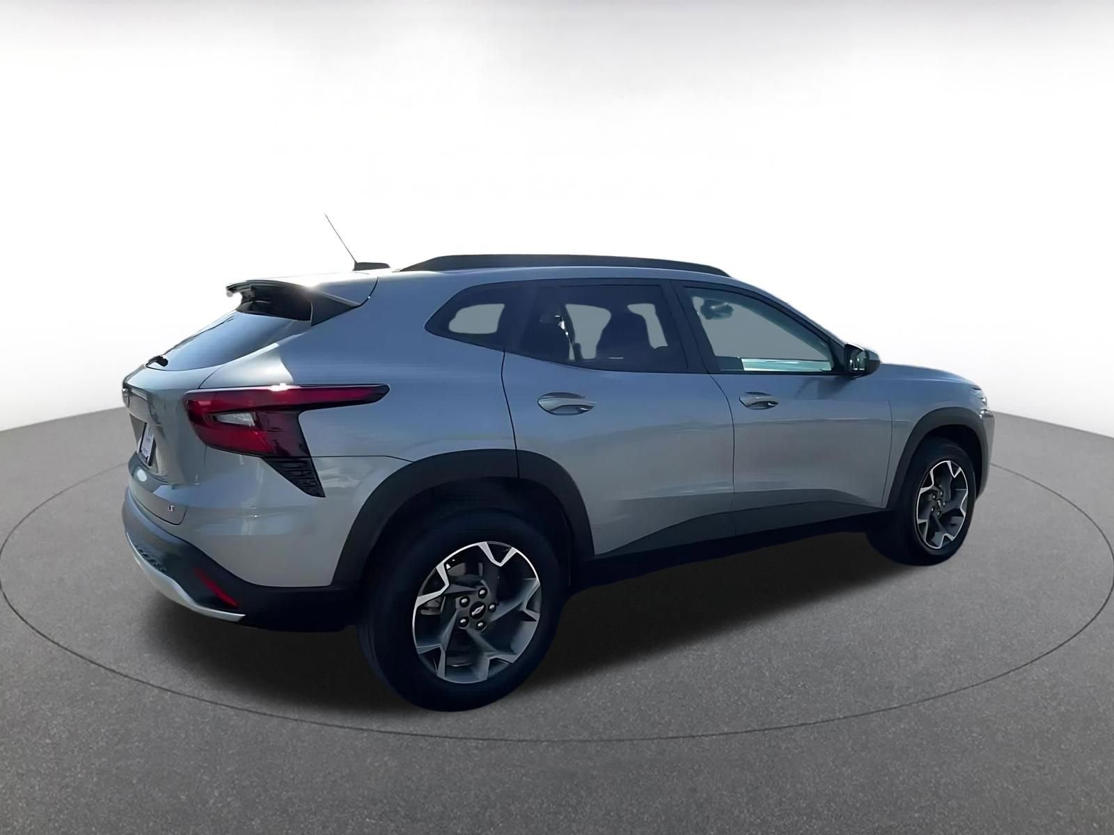 Thumbnail: 2025 Chevrolet Trax - 15