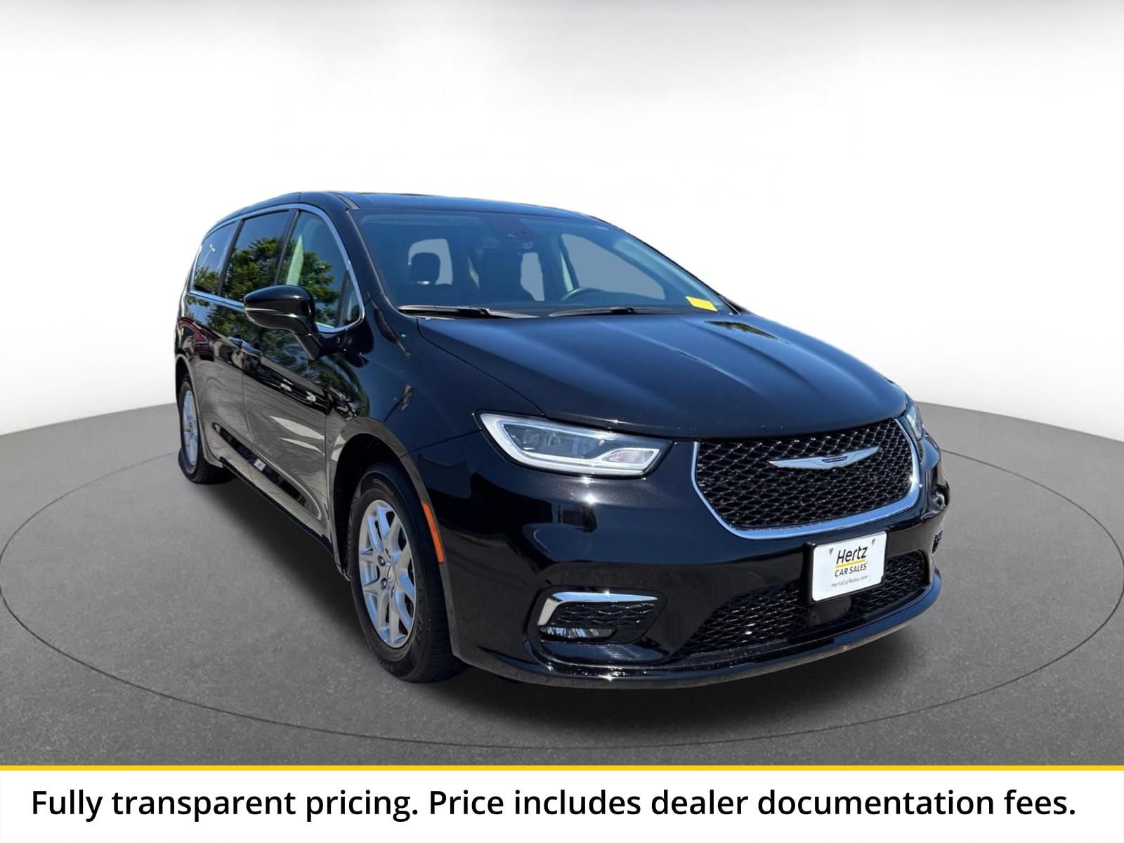 Thumbnail: 2024 Chrysler Pacifica - 1