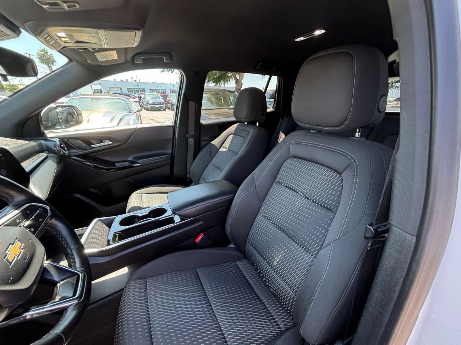 Thumbnail: 2025 Chevrolet Equinox - 23