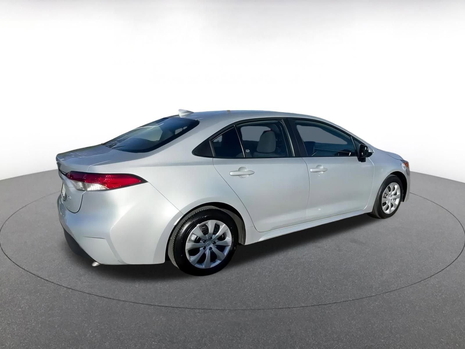 Thumbnail: 2025 Toyota Corolla - 14