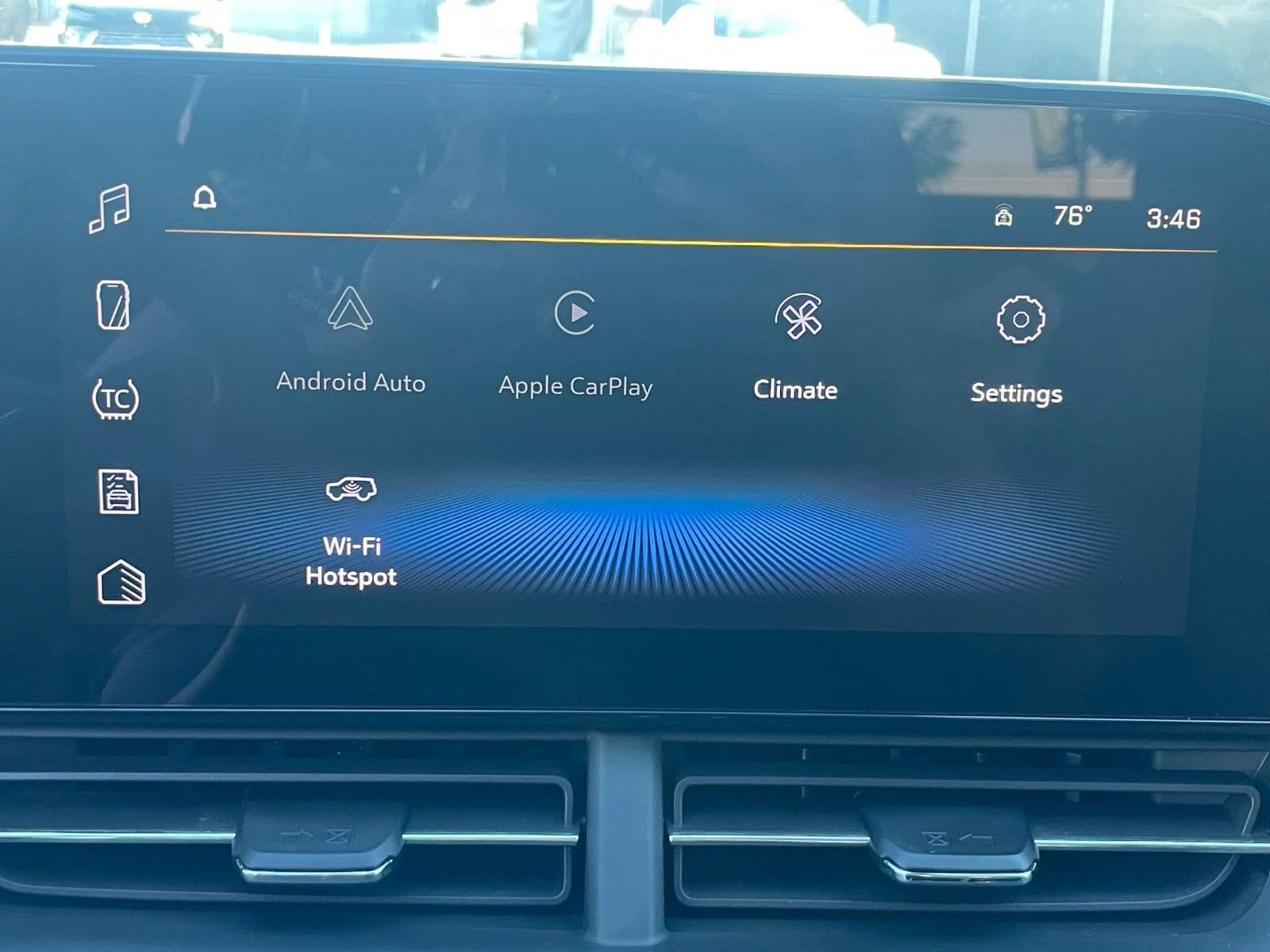 Thumbnail: 2025 Chevrolet Trax - 21