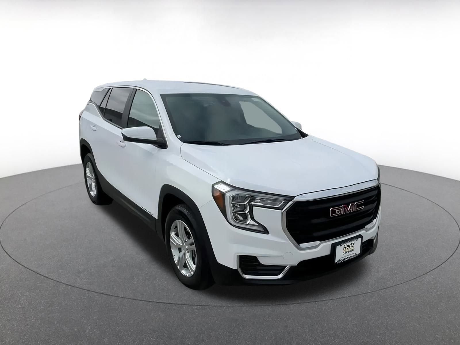 Thumbnail: 2024 GMC Terrain - 3