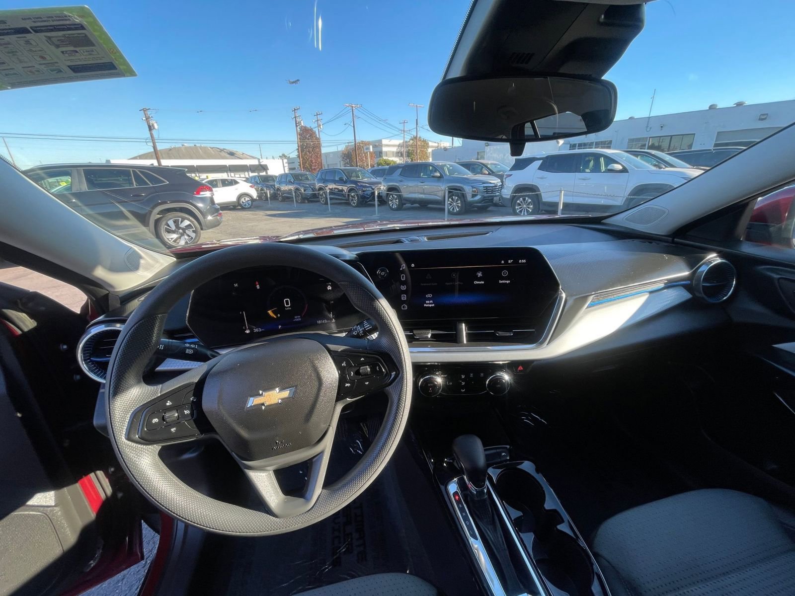 Thumbnail: 2025 Chevrolet Trax - 33