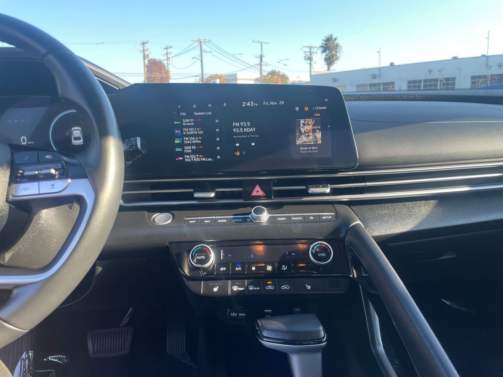 Thumbnail: 2025 Hyundai Elantra - 18