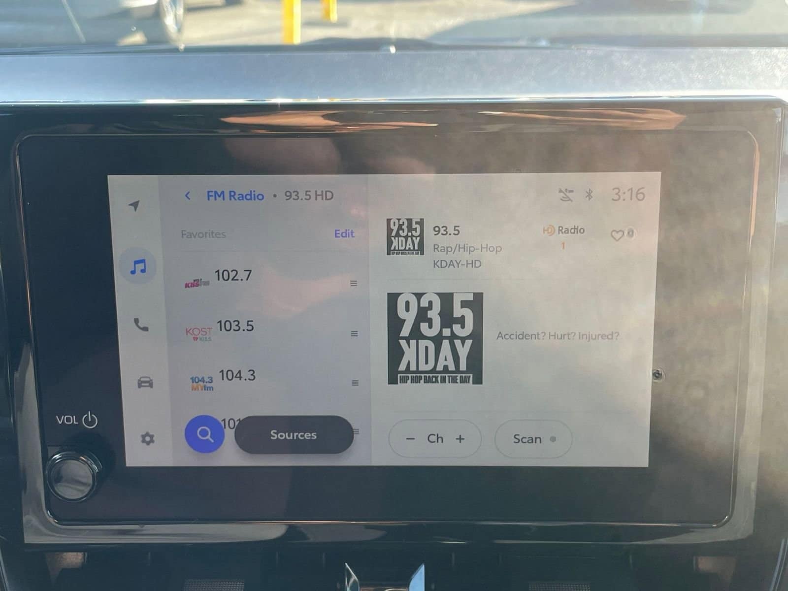 Thumbnail: 2025 Toyota Corolla - 21