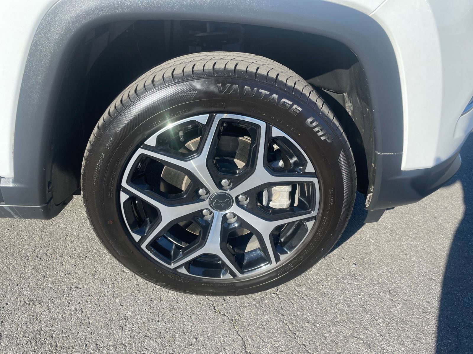 Thumbnail: 2025 Jeep Compass - 30