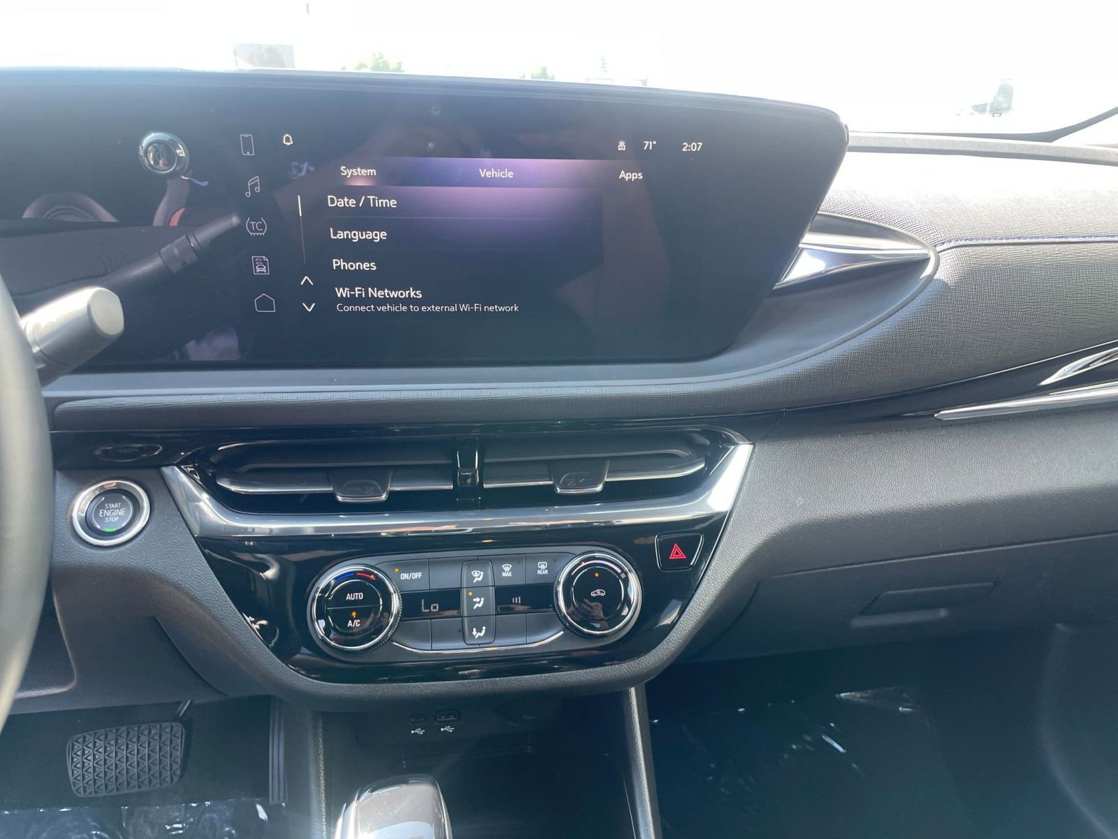 Thumbnail: 2025 Buick Envista - 18