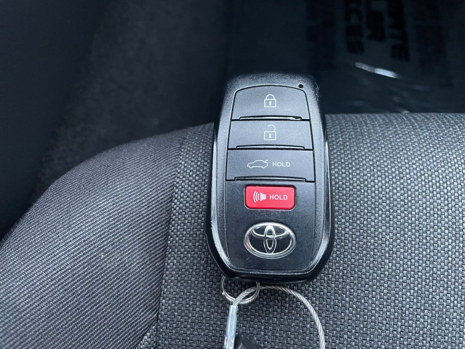 Thumbnail: 2025 Toyota Camry - 22