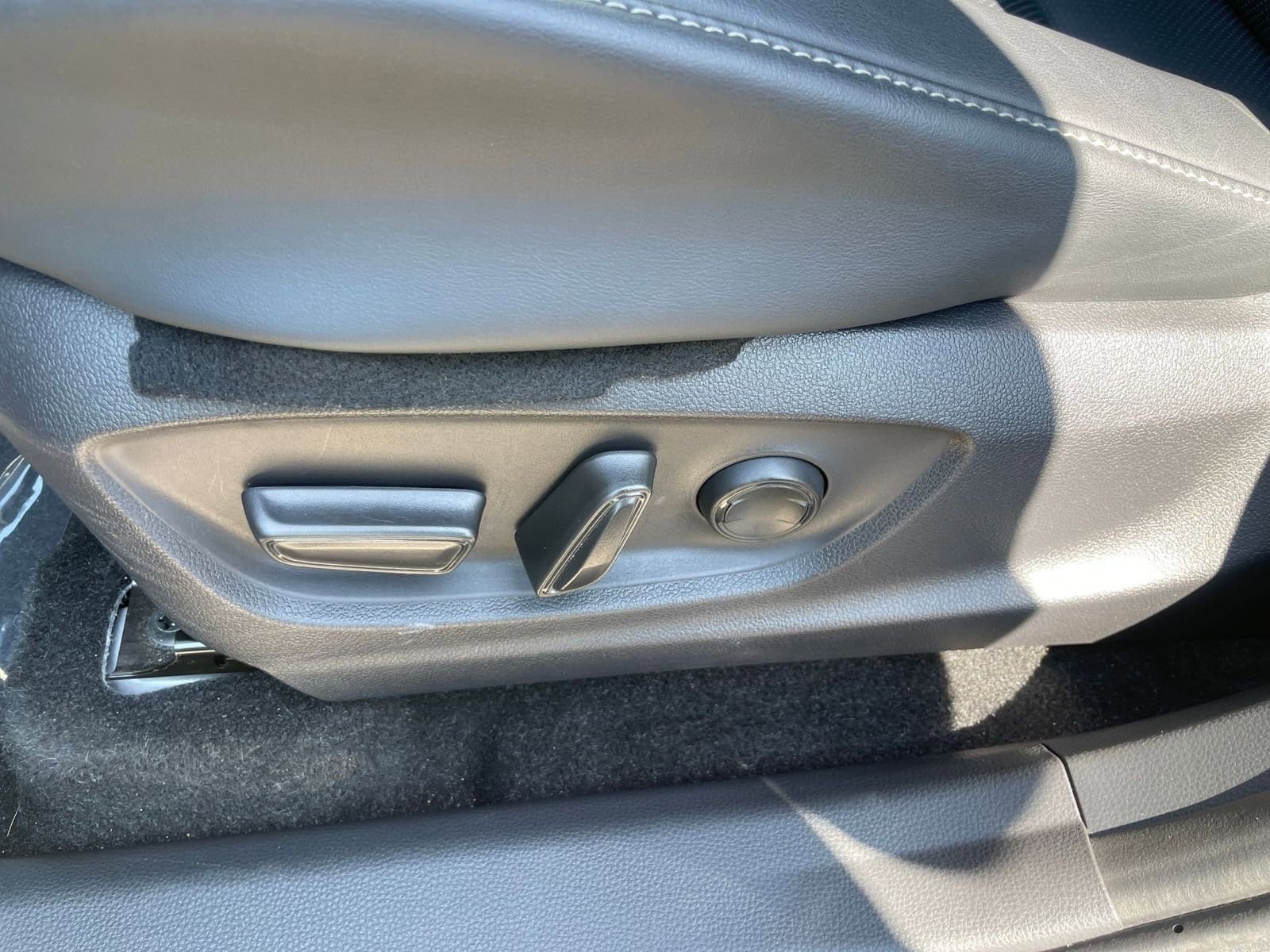 Thumbnail: 2025 Toyota Crown - 23