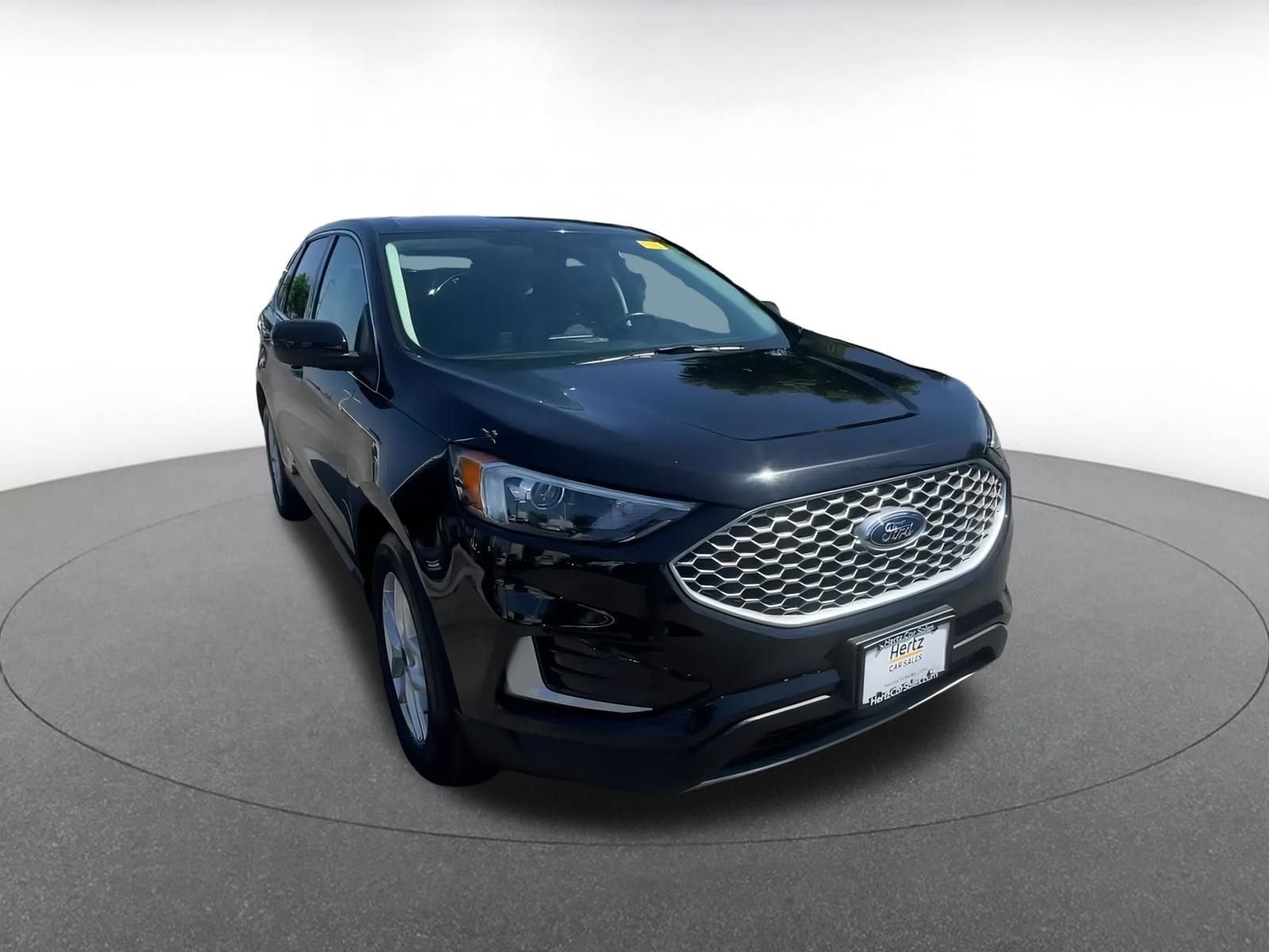 Thumbnail: 2024 Ford Edge - 3