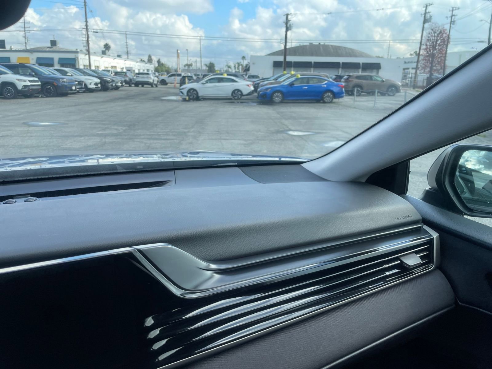 Thumbnail: 2025 Toyota Camry - 35