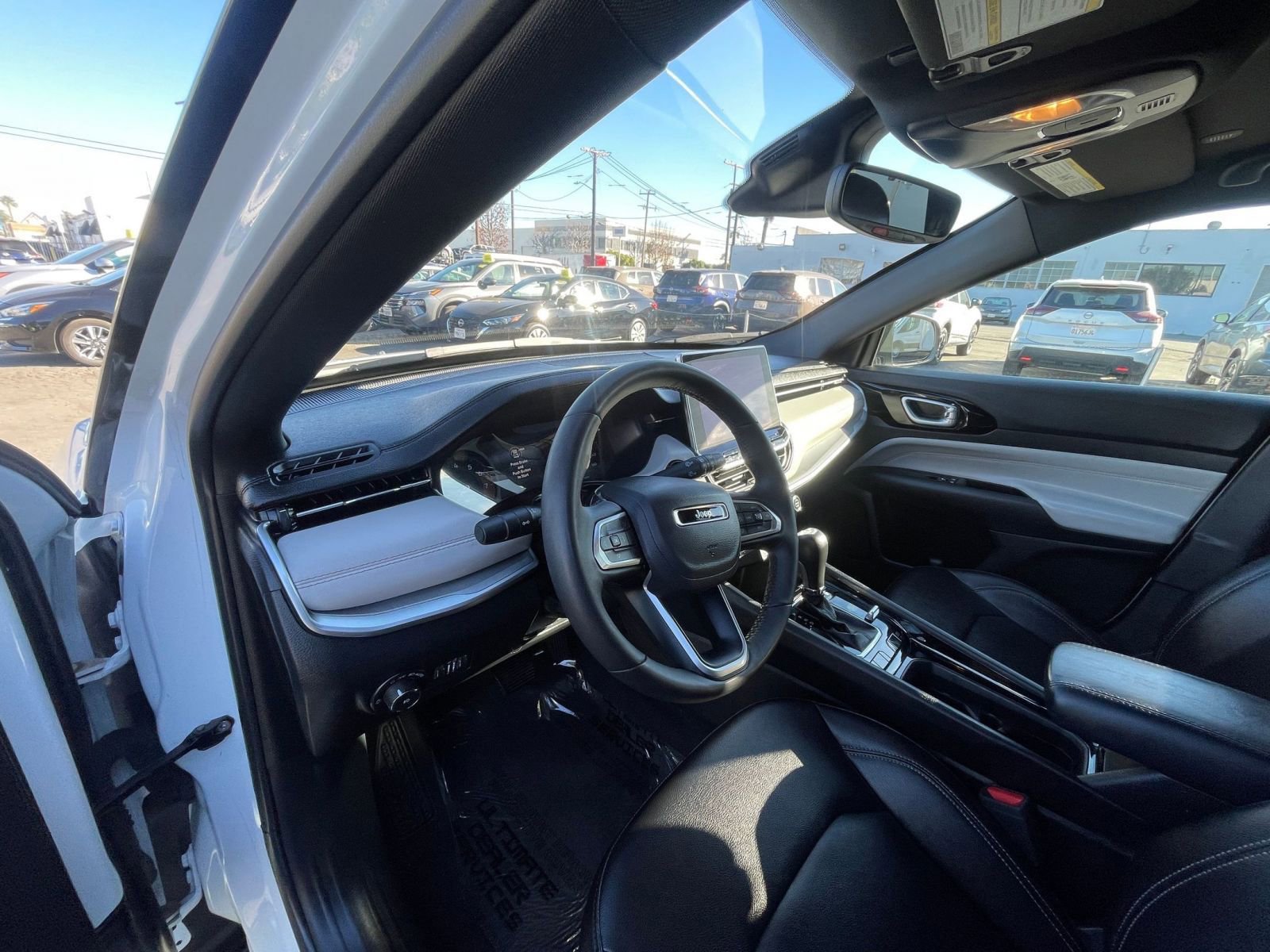 Thumbnail: 2025 Jeep Compass - 34