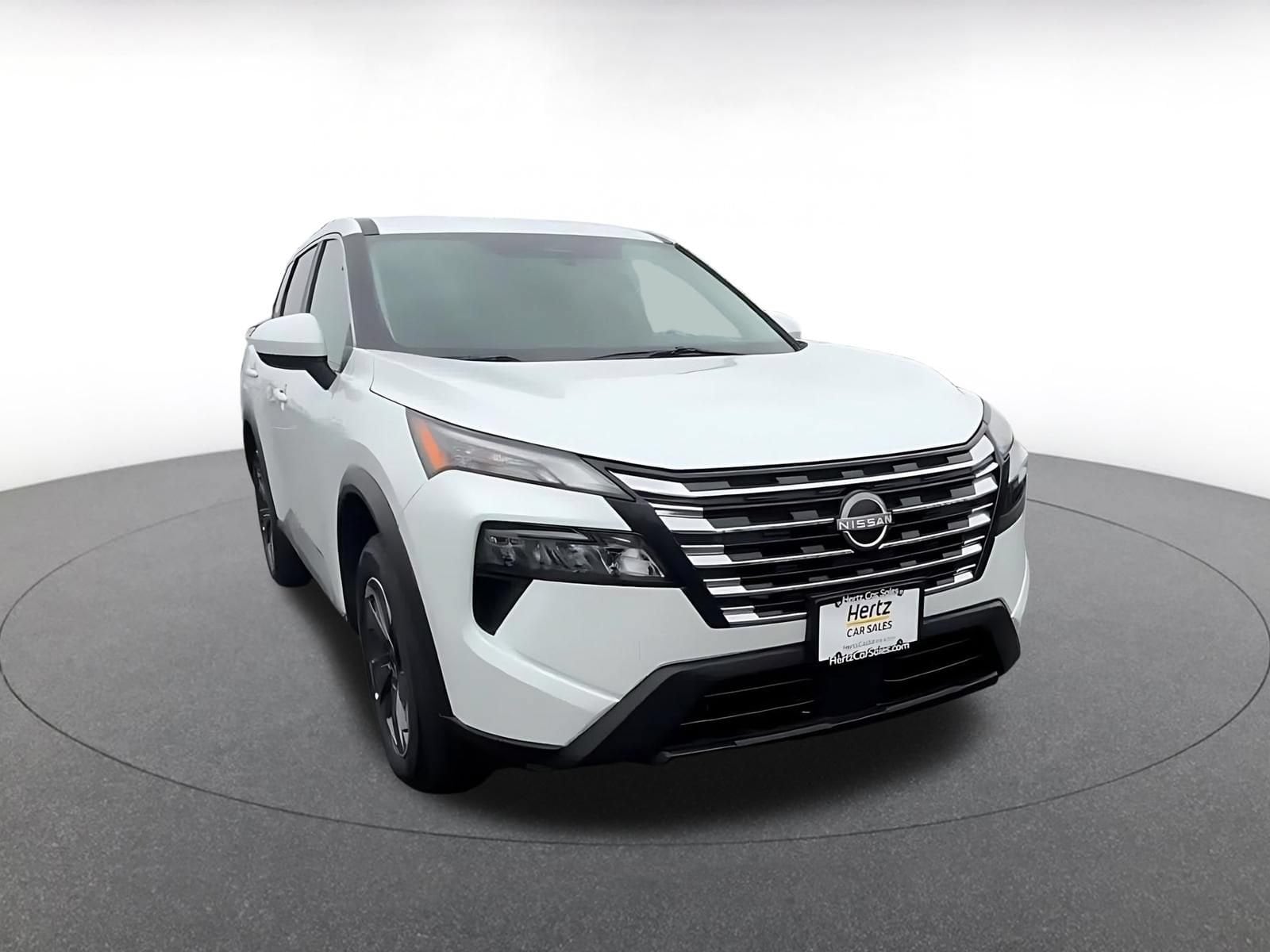 Thumbnail: 2025 Nissan Rogue - 3