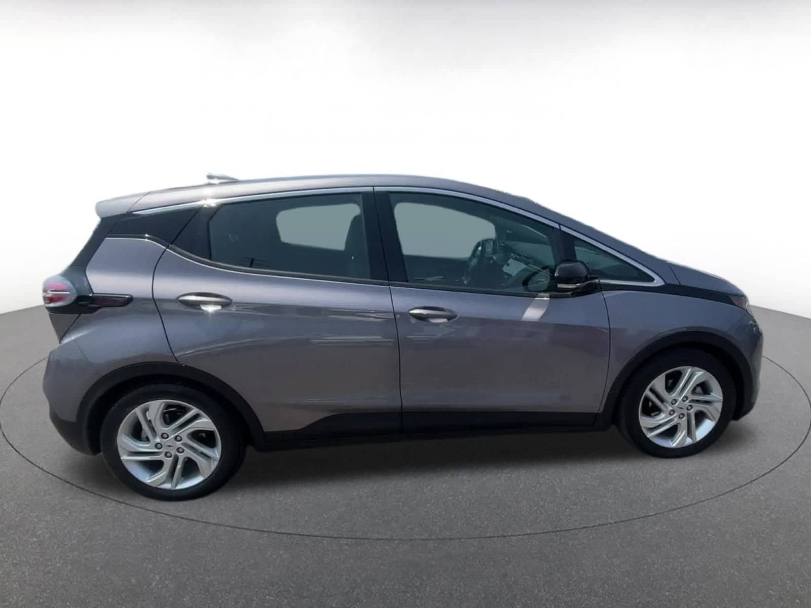 Thumbnail: 2023 Chevrolet Bolt EV - 16