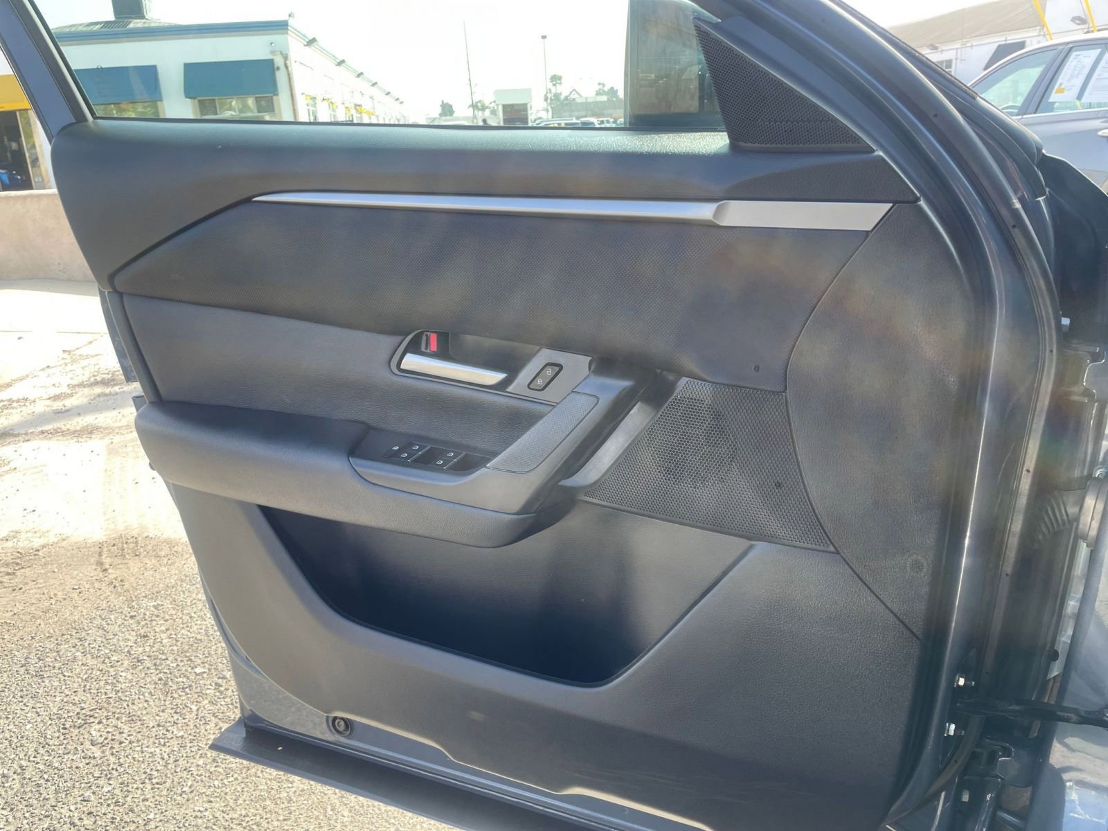 Thumbnail: 2025 Mazda CX-50 - 18