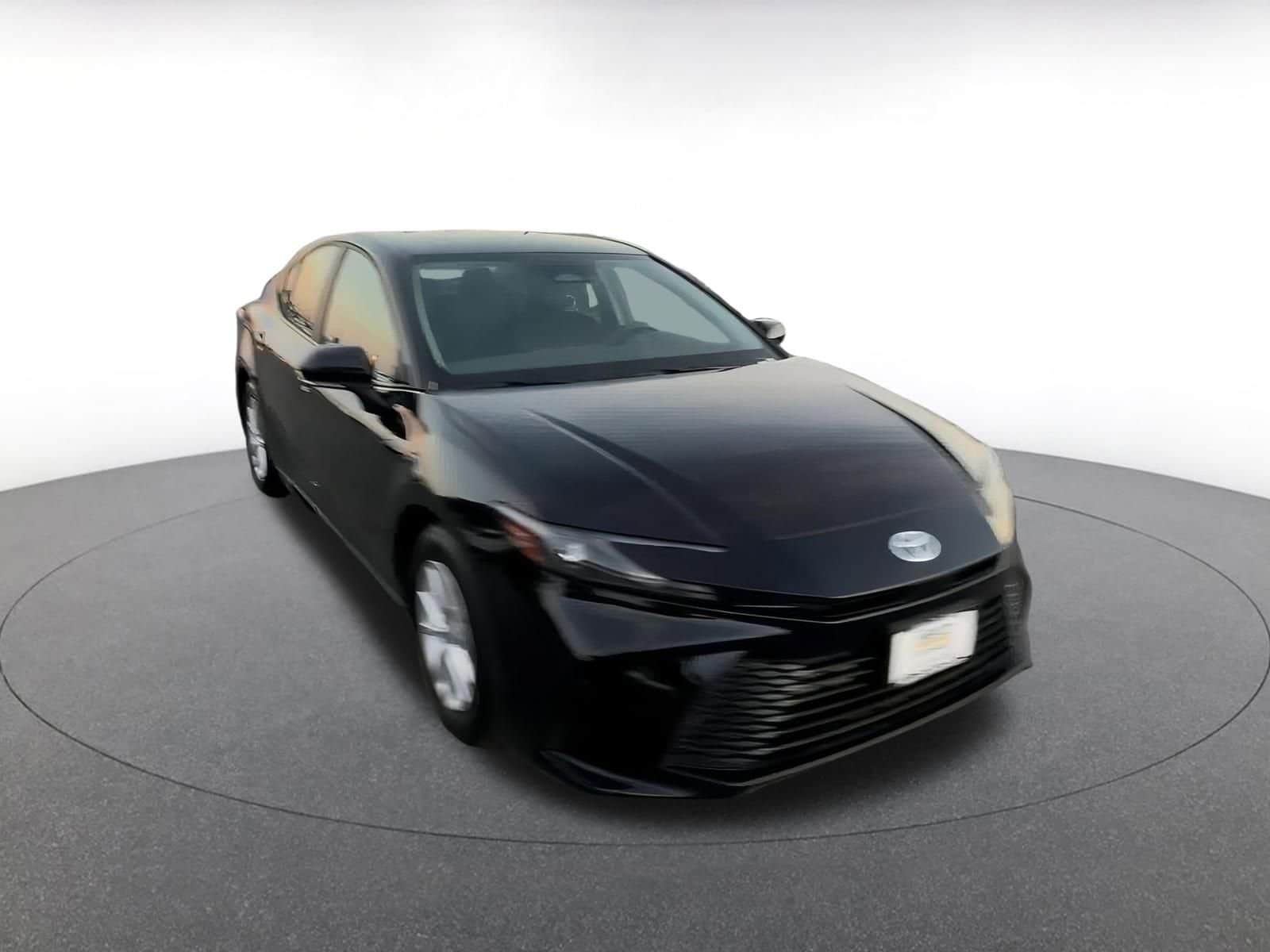 Thumbnail: 2025 Toyota Camry - 3