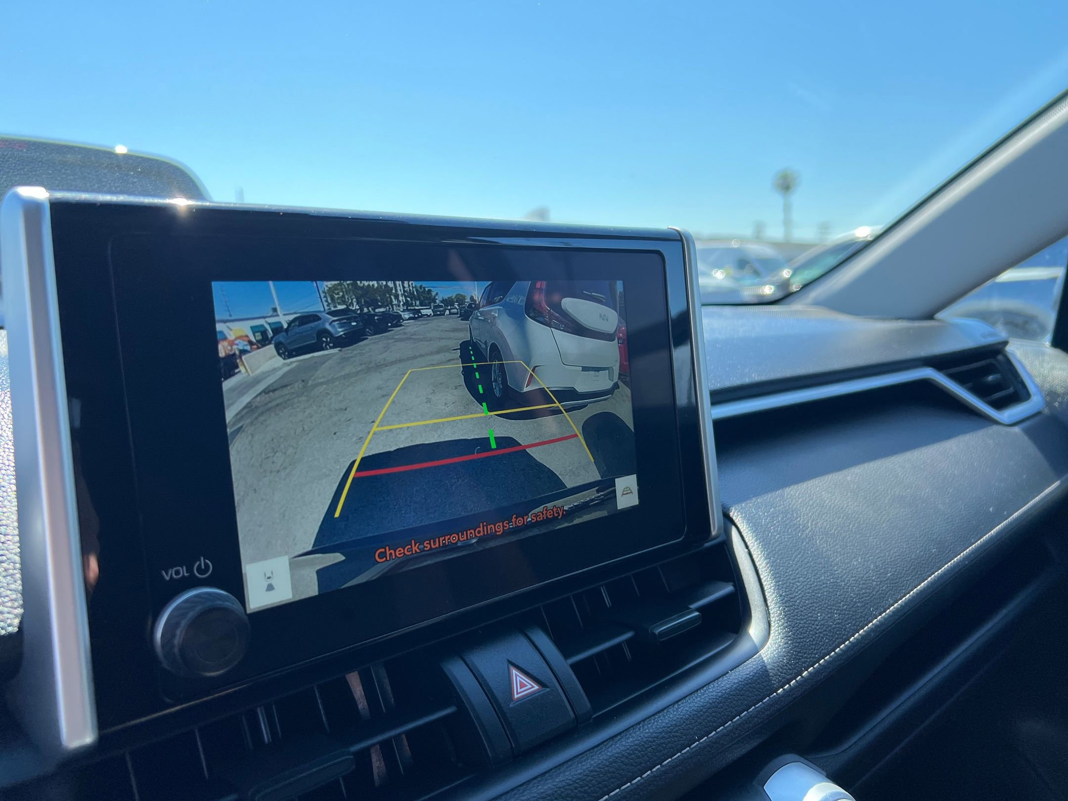 Thumbnail: 2025 Toyota RAV4 - 27